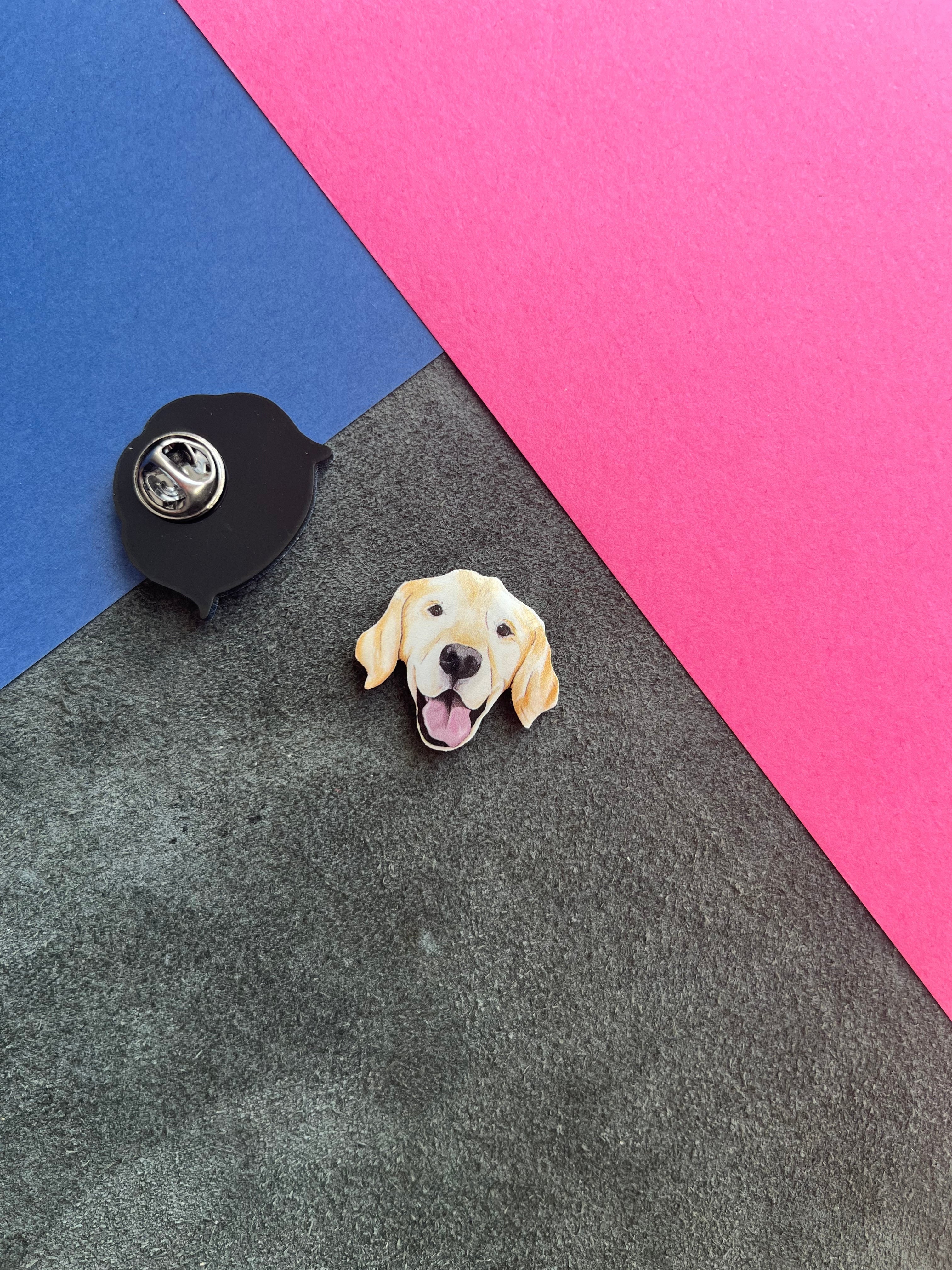 Golden Retriever | Yaka Rozeti - Evcil hayvanlar için mükemmel bir ürün.