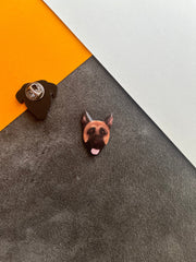 Kurt Köpeği | Yaka Rozeti - Evcil hayvanlar için mükemmel bir ürün.